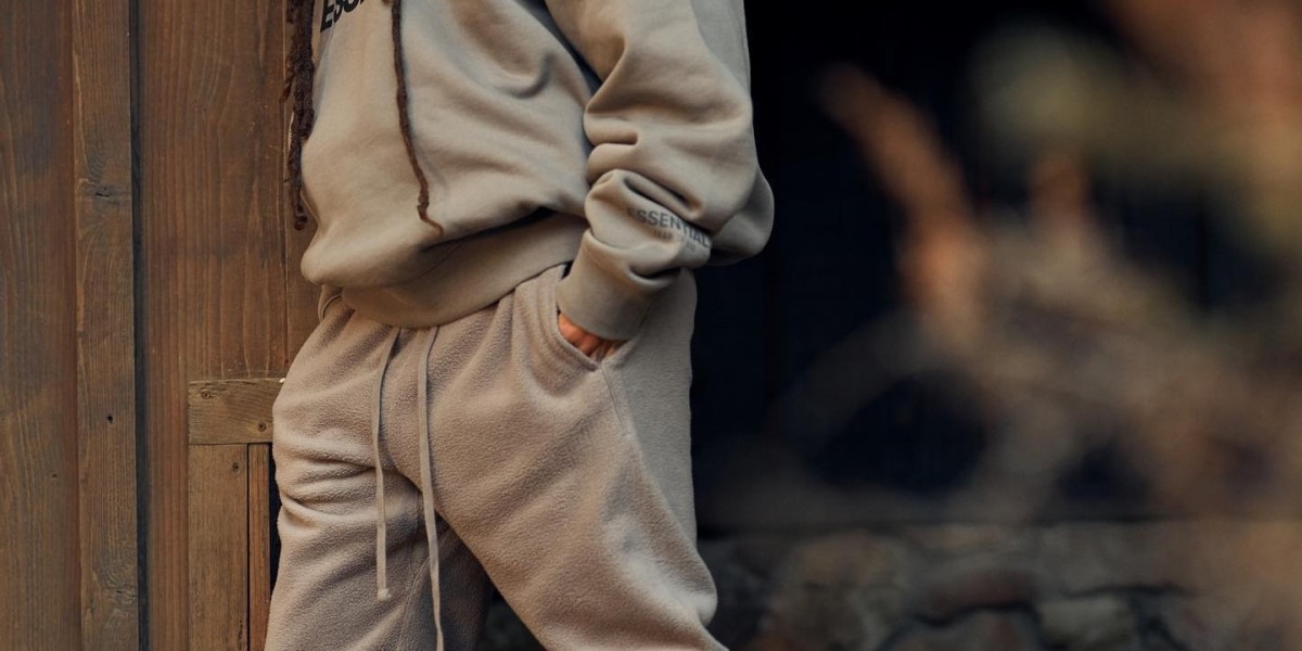 The Unspoken Cool of Essentials Sweatpants