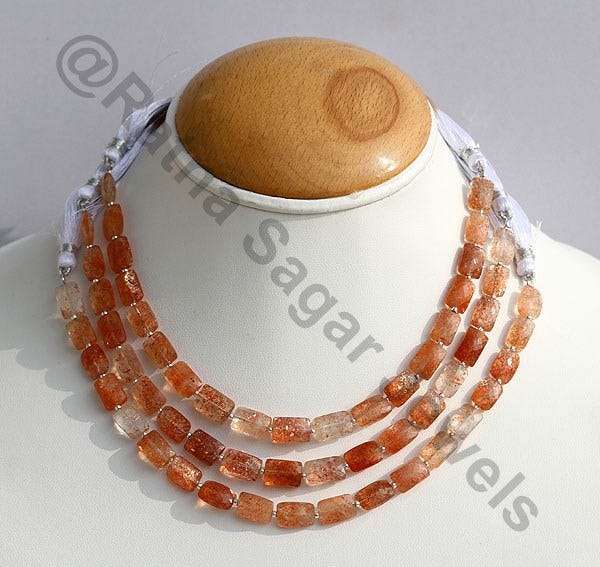 What Are the Best Uses of Sunstone Gemstone Beads in Jewellery? | by ラトナ・サガール・ジュエルズ | Sep, 2025 | Medium