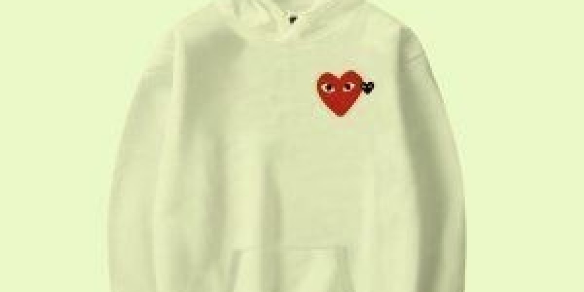 The Comme des Garçons Everyday Formula