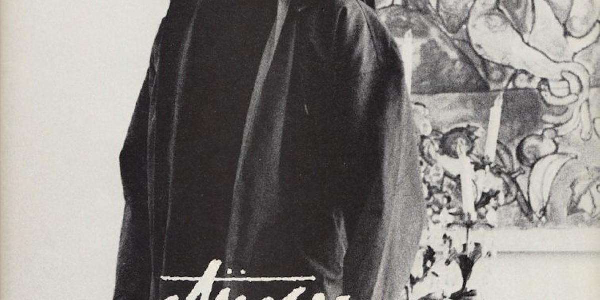 Winter Streetwear in the USA: The Timeless Style of Stussy and the Classic Stussy Hoodie
