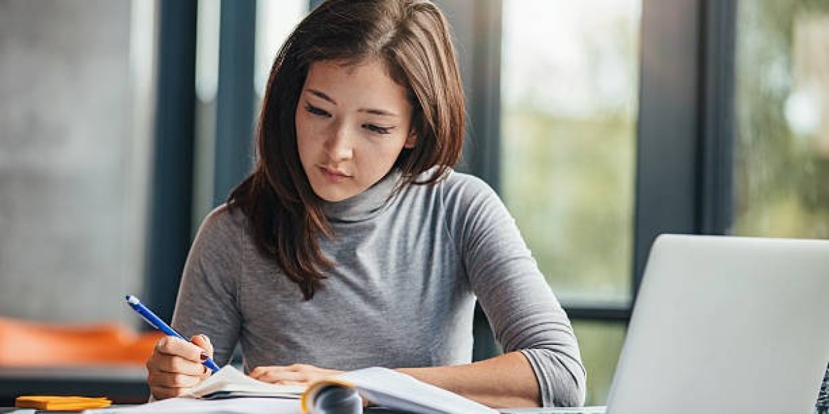 What Makes a Well-Structured Online Study Plan More Effective?