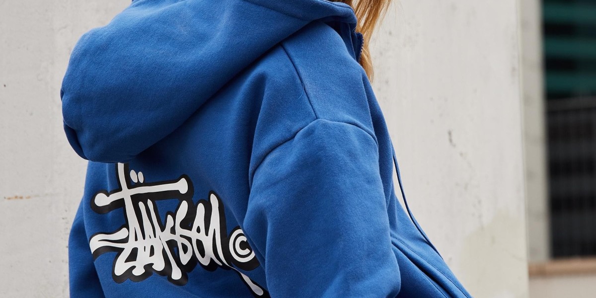 Buy Stussy Zip Hoodie For Everyday Winter Wear