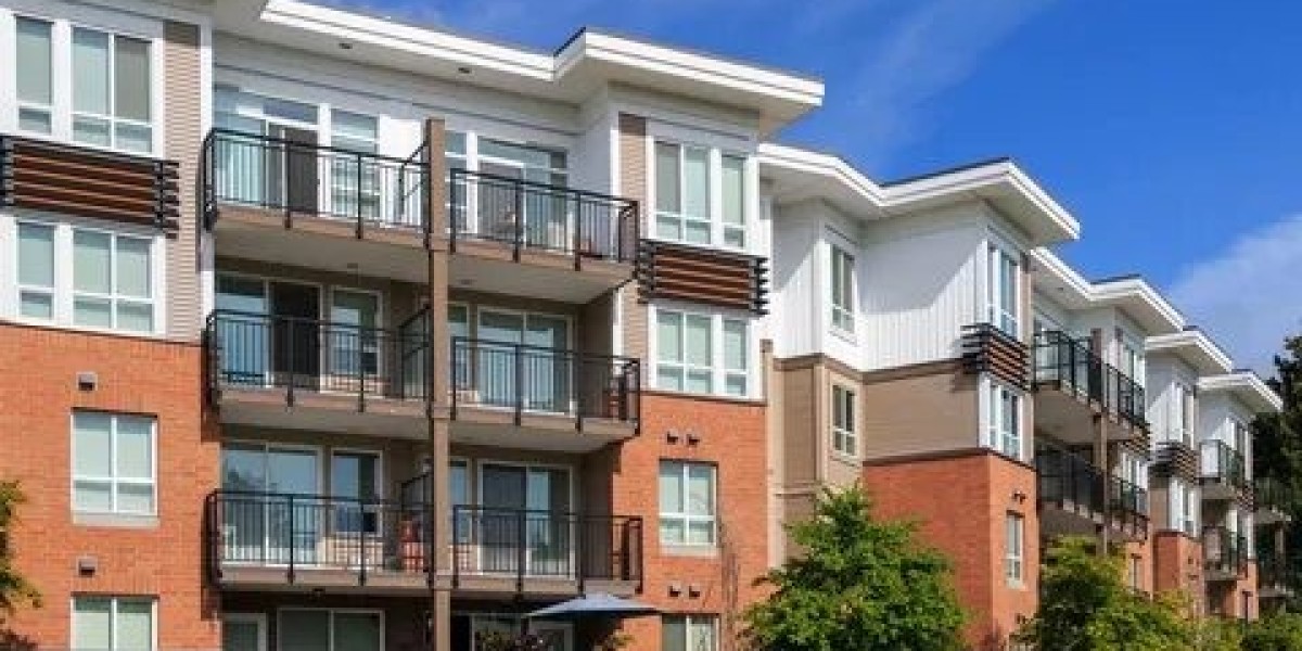 Essential Guide to Buying and Selling Homes with Confidence