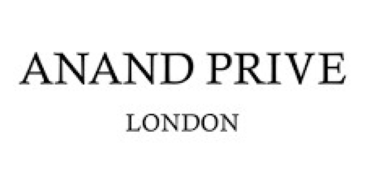 Elevate Your Everyday: Discover Signature Scents & Black Friday Luxury