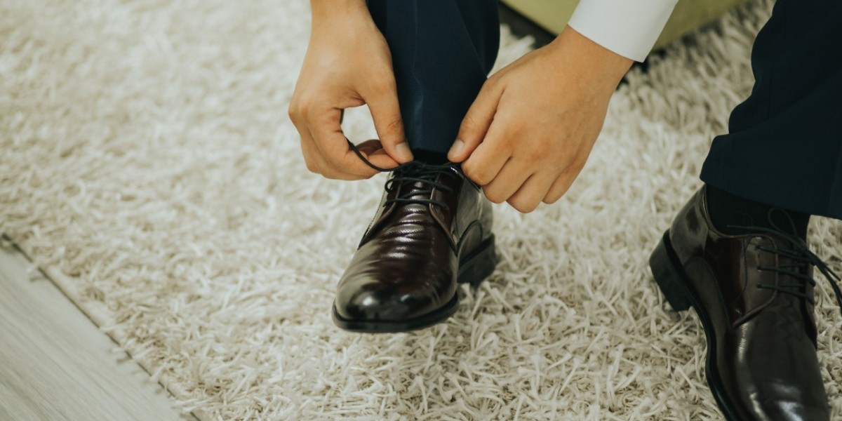 كيفية اختيار الأحذية الرجالية التي تناسب الأسلوب والغرض