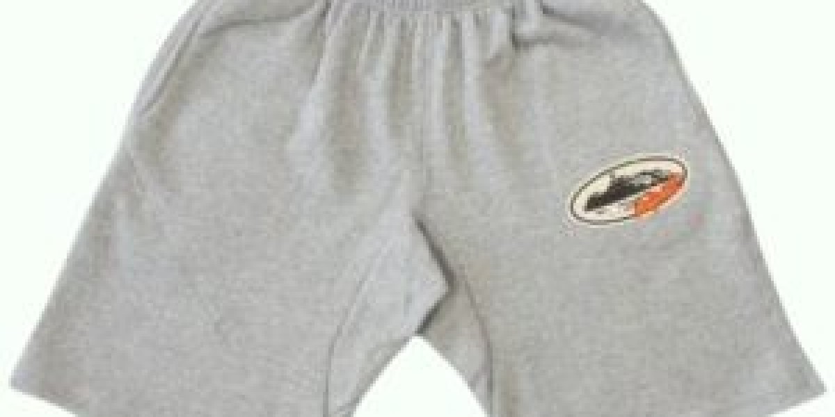 Corteiz Shorts Style On the Move