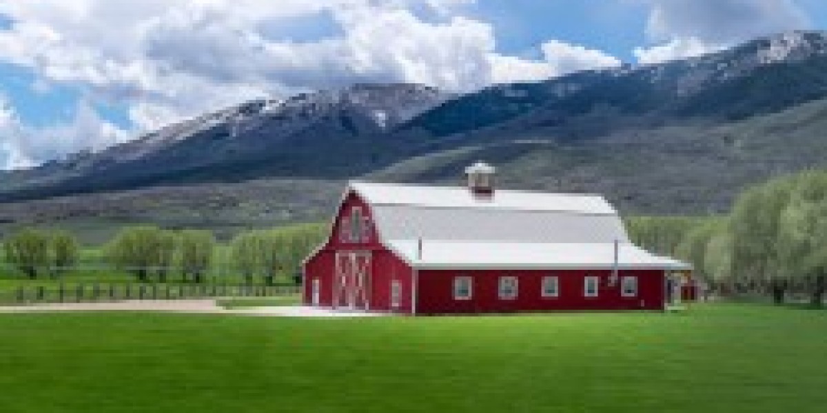 Discover the Charm of a Peaceful Barn Getaway for Weddings and Baby Showers in Southern Illinois