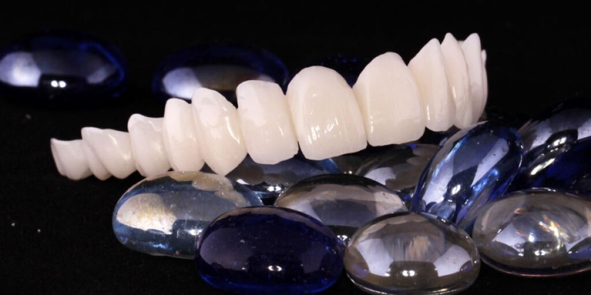 Zirconia Crown vs Metal Crown: Cost & Durability Comparison