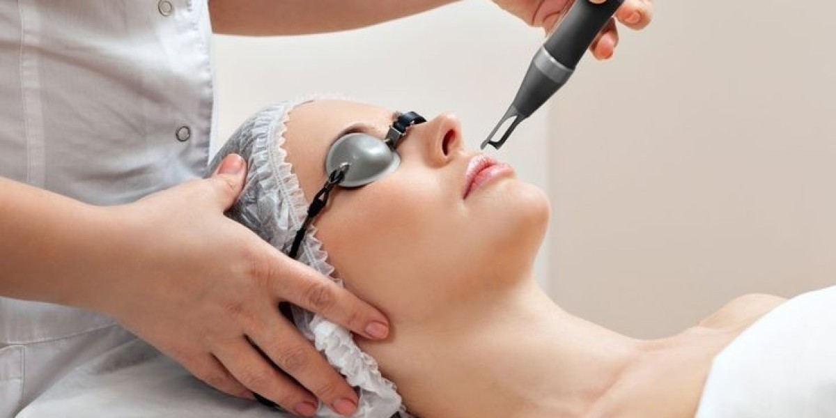 How Effective Is PICO Laser Treatment in Islamabad for Dark Spots?