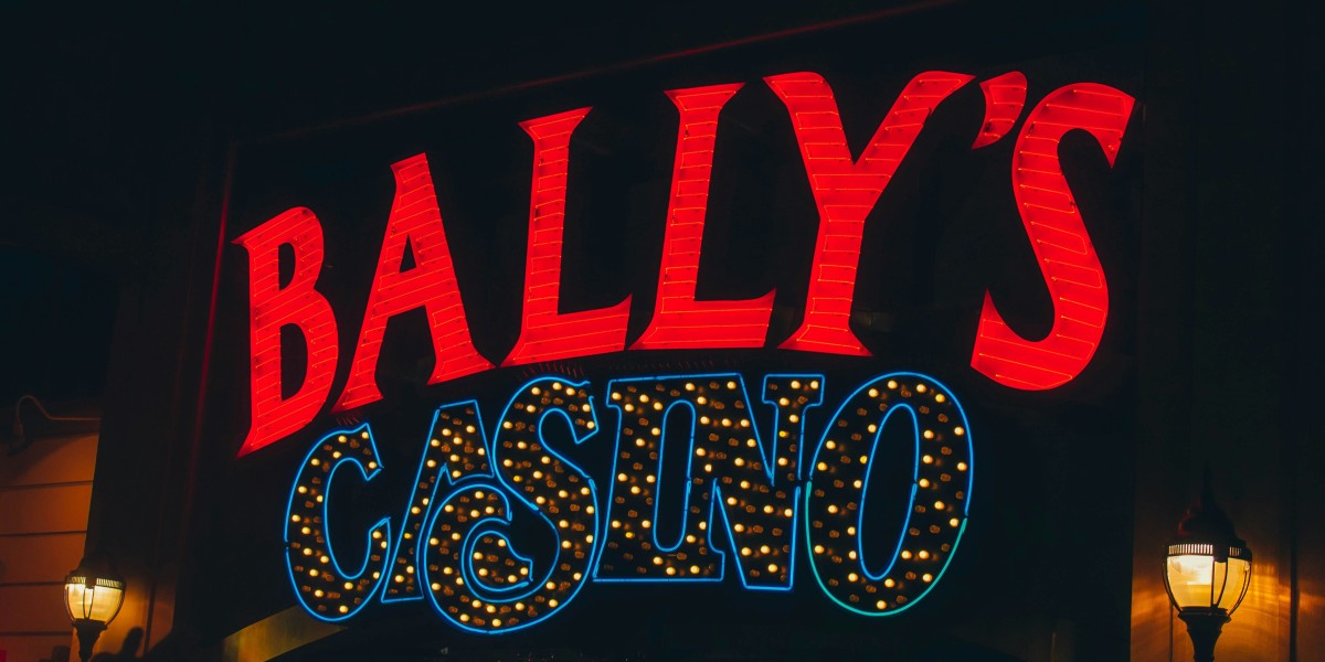 Bezpieczeństwo w kasynach online: Jak chronić swoje dane i fundusze podczas gry