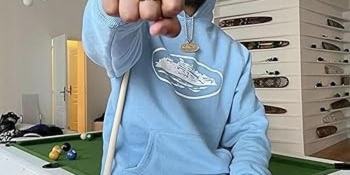 Corteiz Hoodie – Warm Street Wear Made for Daily Comfort