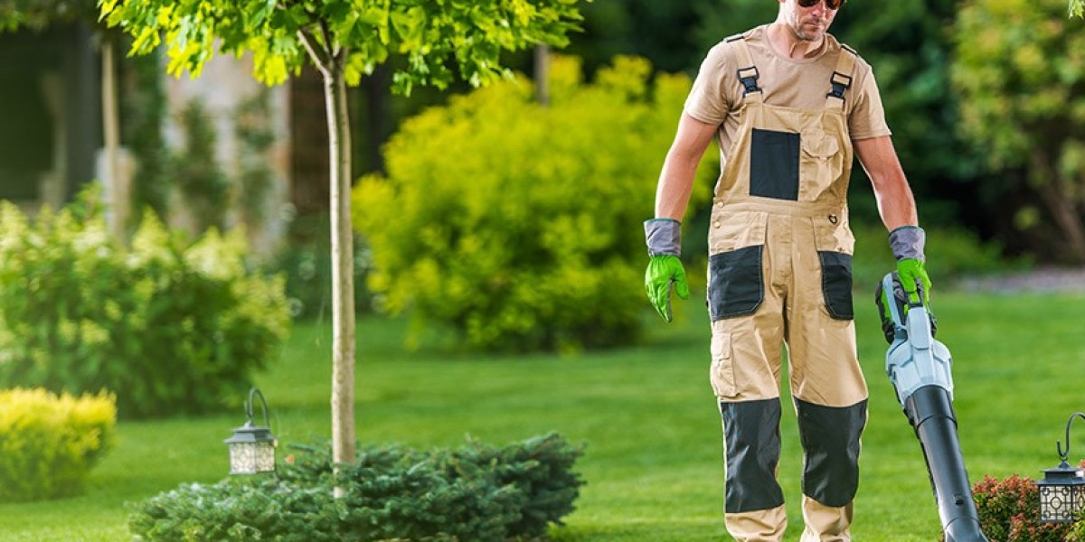 What Is the Difference Between Residential and Commercial Artificial Turf