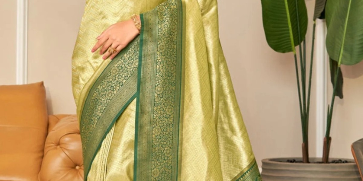Saree Look for Wedding: Classic Beauty for Grand Functions