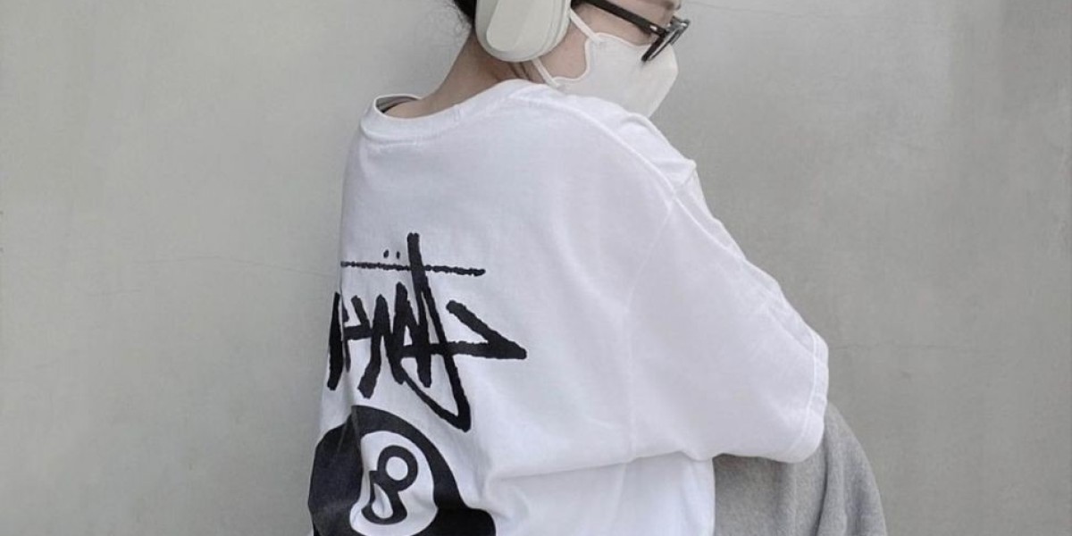 Houston’s Late Winter Style Trends: How Stussy x Nike Redefines Seasonal Streetwear