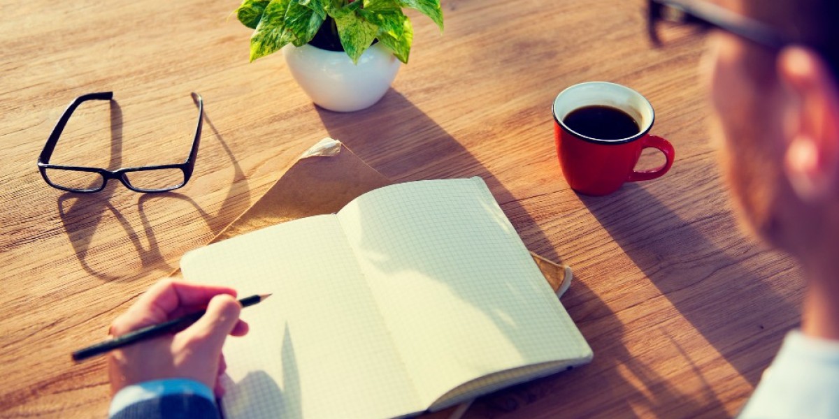 What Should You Look for When Choosing the Top Book Publishers Today?