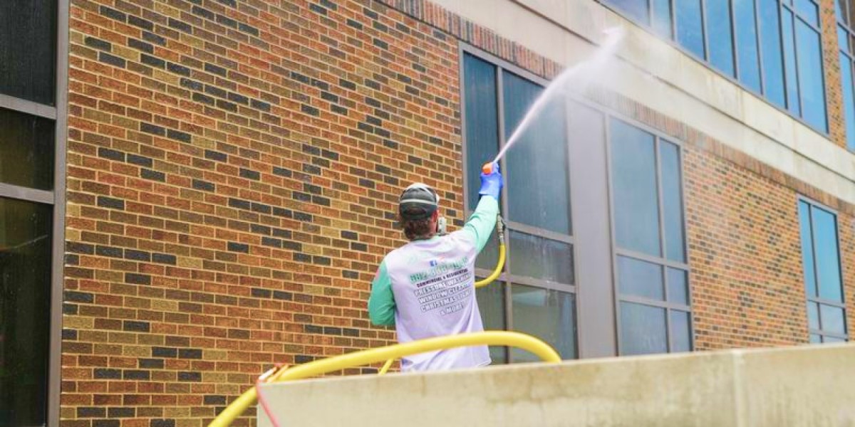 How Pressure Washing in Southlake Transforms Your Home’s Exterior Effortlessly