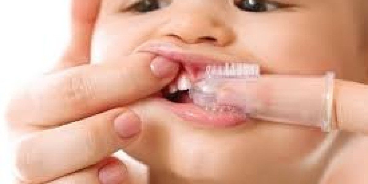 When to Start Brushing Baby Teeth: Step-by-Step Guide
