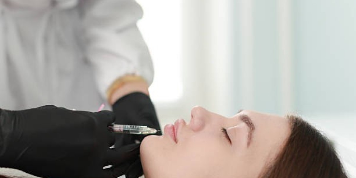 Dermal Fillers in Dubai: How to Boost Your Confidence and Facial Harmony