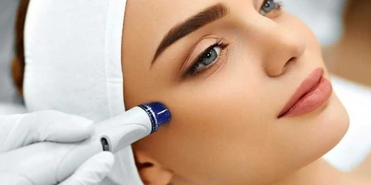 Common Skin Concerns Addressed at Dermatech Polyclinic