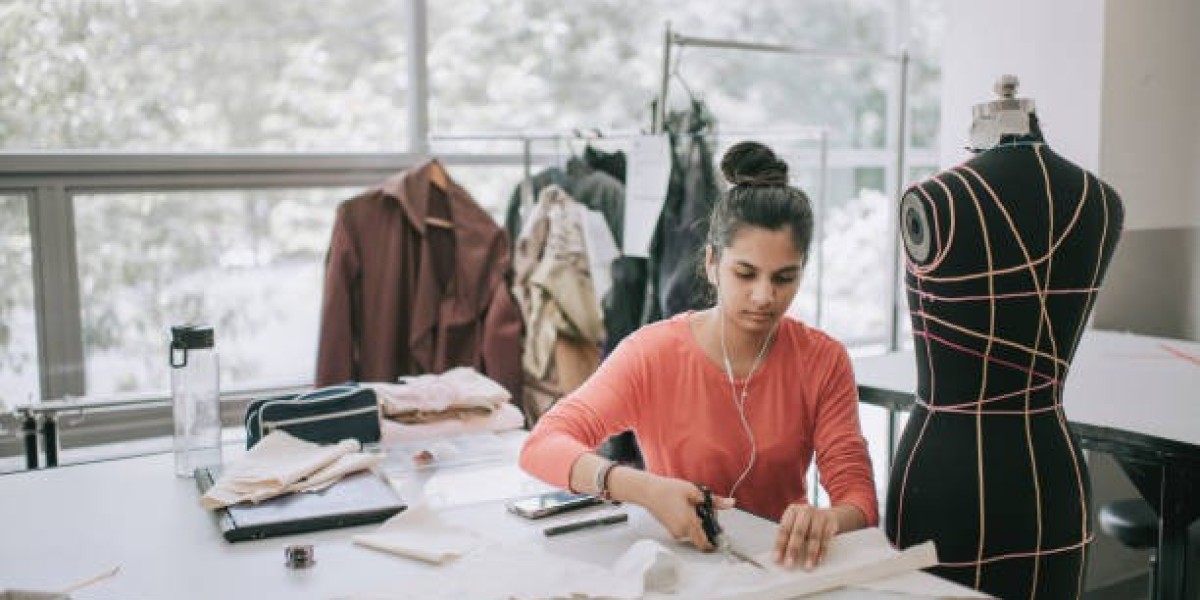 Fashion Tips for Looking Elegant and Modern