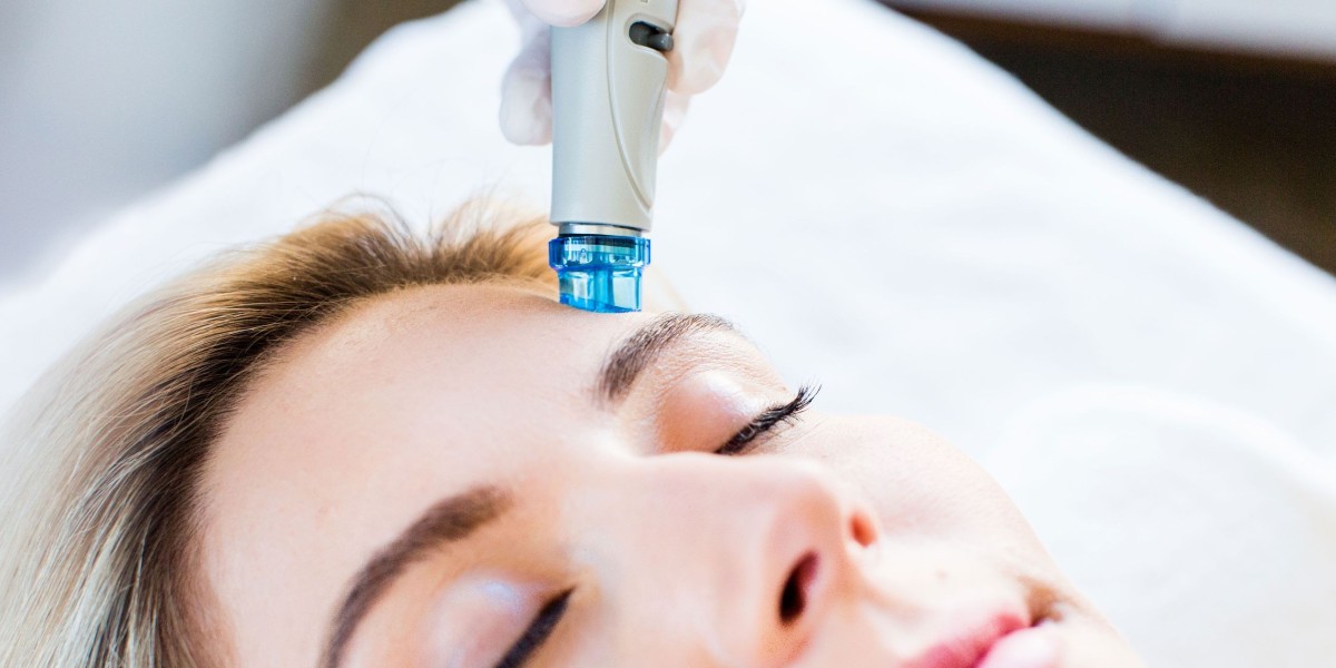 HydraFacial Dubai Guide: Treatments, Cost & Experts