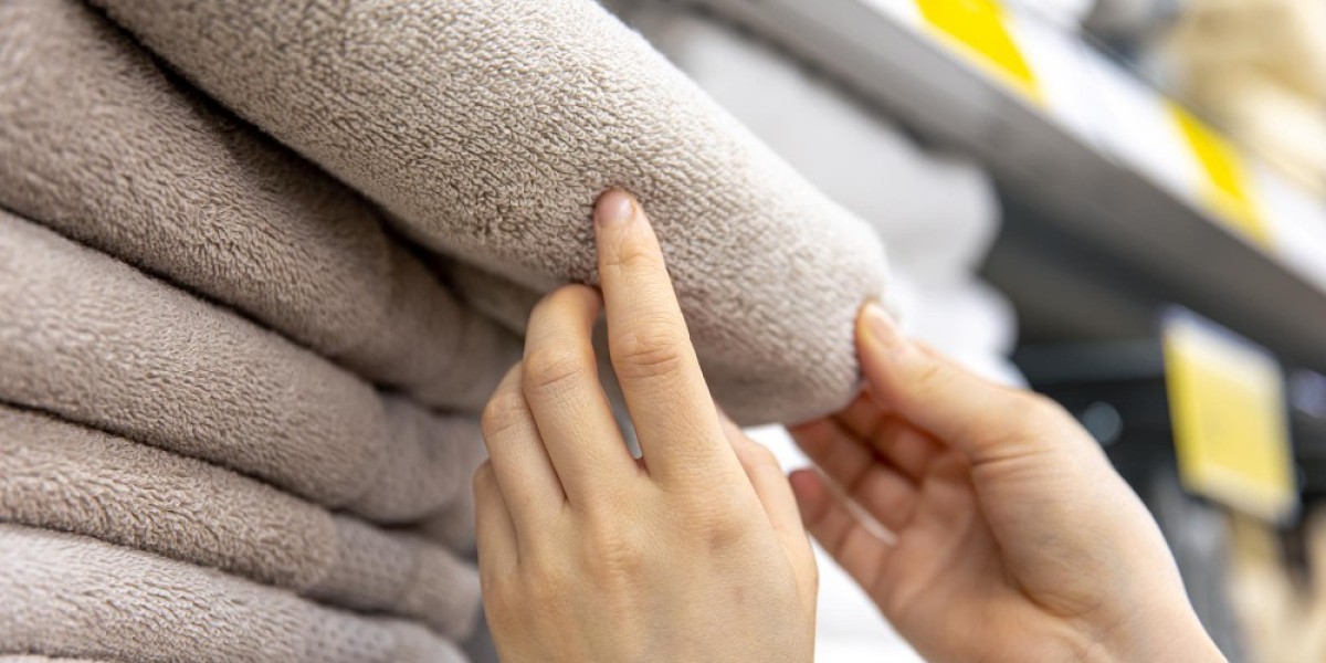 Bulk Hotel Towels Buying Guide for Hospitality Businesses