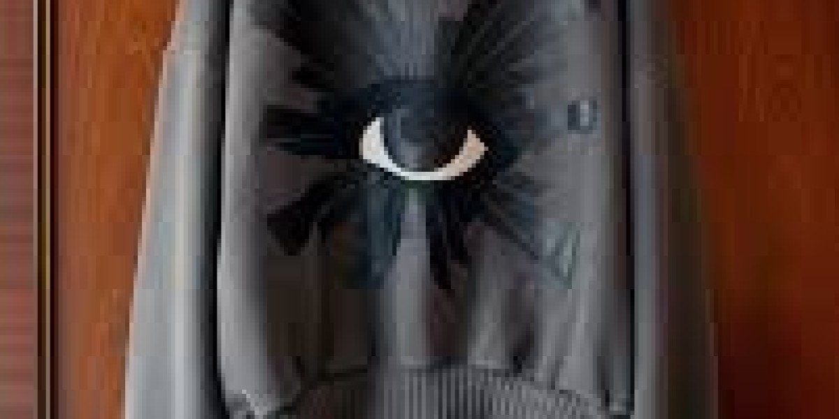 The House of Errors: Understanding Common Mistakes in English Grammar