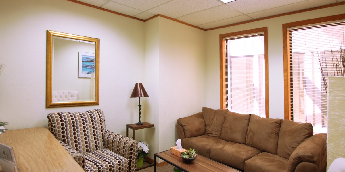 Office Space for a Day Near Me and Office Space Near La Charrita Market