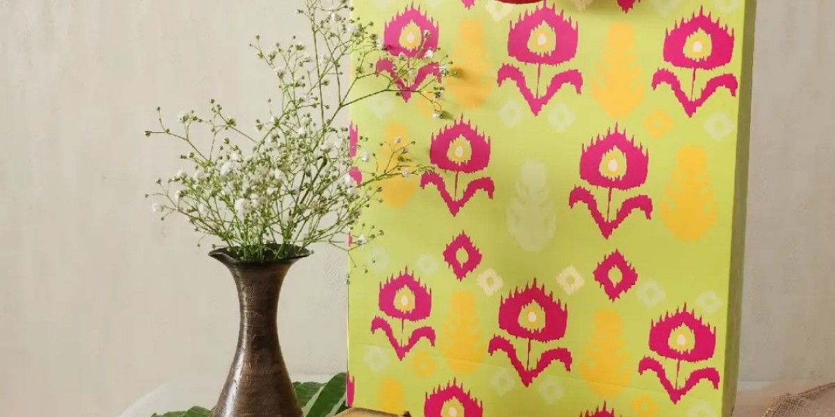 Buy Gift Bags Online With Lotus Trunk – Why the Bag Often Matters More Than the Gift