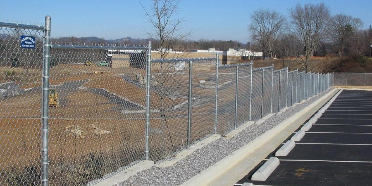 Why Is Chain Link Fence Asheville Nc a Smart Choice for Property Owners?