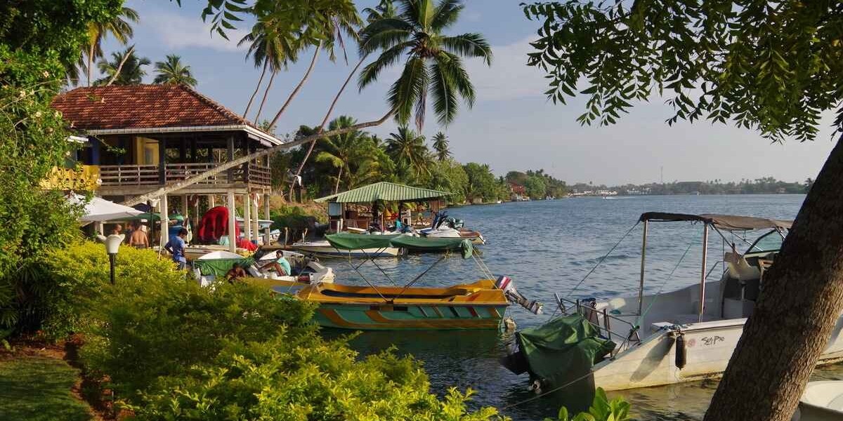 Explore Sri Lanka: 03 Nights and 04 Days Sri Lanka Kingdom Tour and Sun and Fun Tour