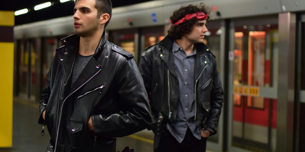 Mens and Womens Oversize Brown Leather Jacket Fit Guide