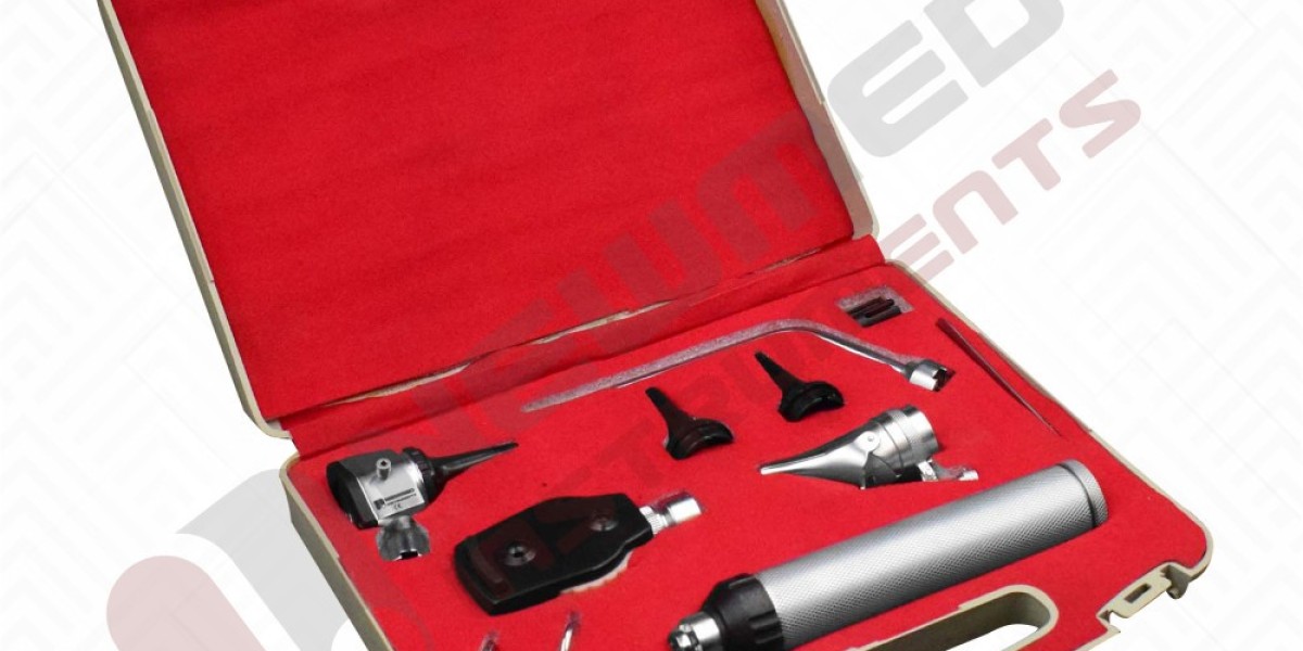 The Essential Guide to Choosing the Right Otoscope